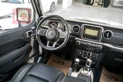 جیپ رانگلەر